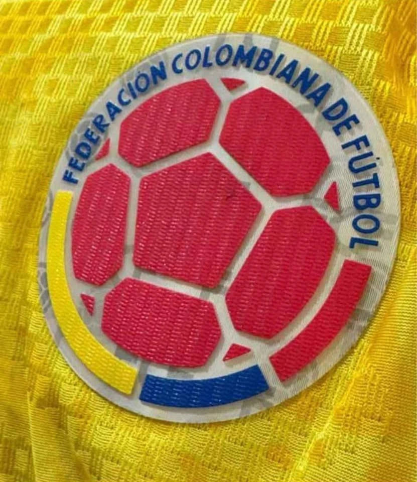 Camiseta Selección Colombia Hombre y Mujer | Envío a Toda Colombia